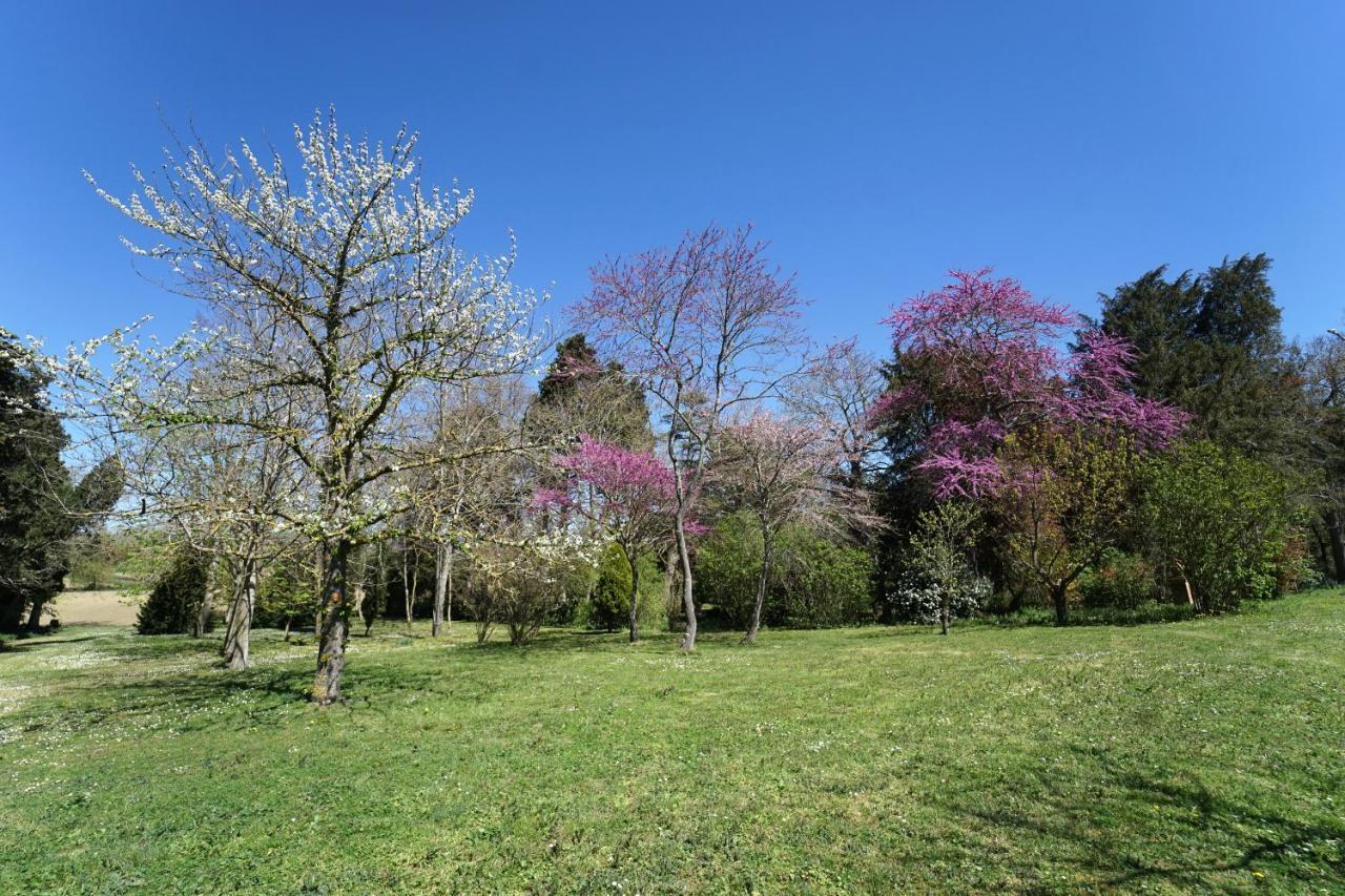 Domaine De Lanis - Maison D'Hotes Pour Une Parenthese Hors Du Temps Castelnaudary Exterior photo