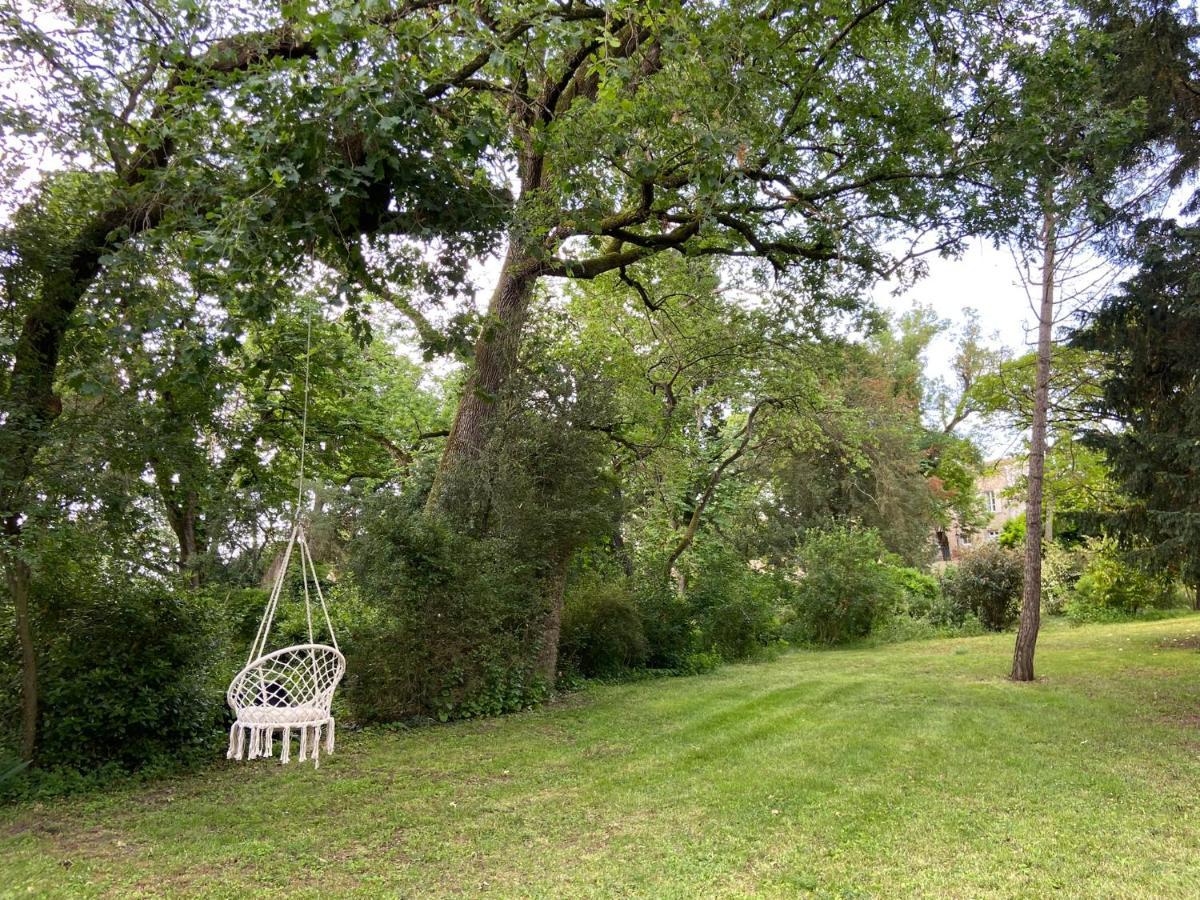 Domaine De Lanis - Maison D'Hotes Pour Une Parenthese Hors Du Temps Castelnaudary Exterior photo